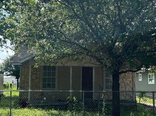 111 S Dwight Ave, Dallas, TX 75211