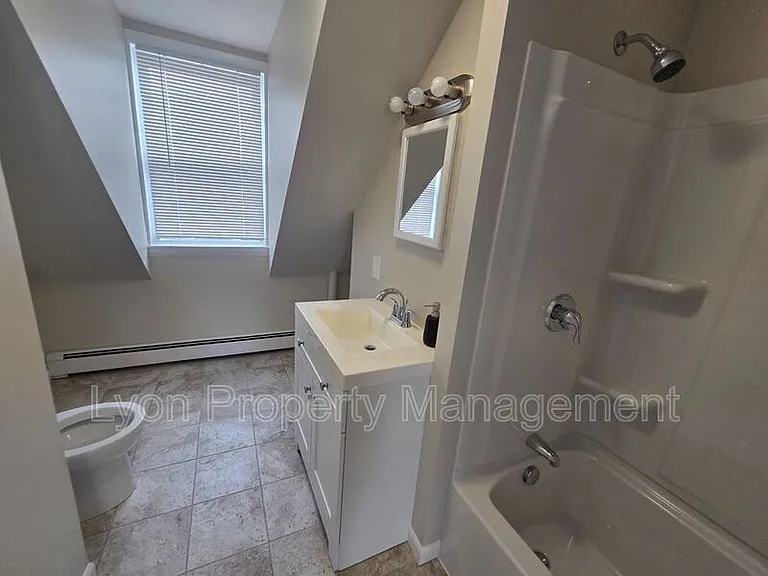 18 Burgess Ave #3 — Photo 8