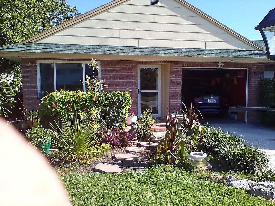 1st image of 525 Desoto Pkwy