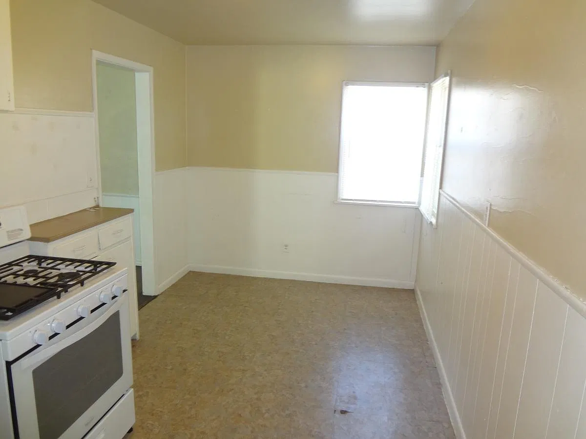 2 bed, 720 sqft, $800 — Photo 4