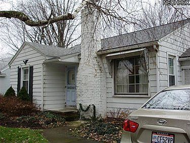 2nd image of 2247 N Jefferson Blvd