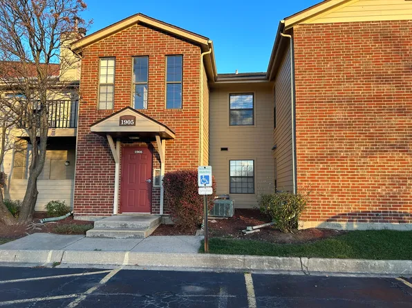 1905 N Hicks Rd Unit 208, Palatine, IL 60074
