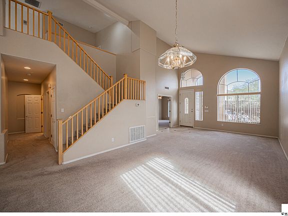5th image of 522 N Kimberlee Way