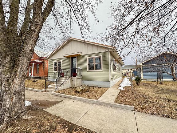 3rd image of 1519 9th STREET S S