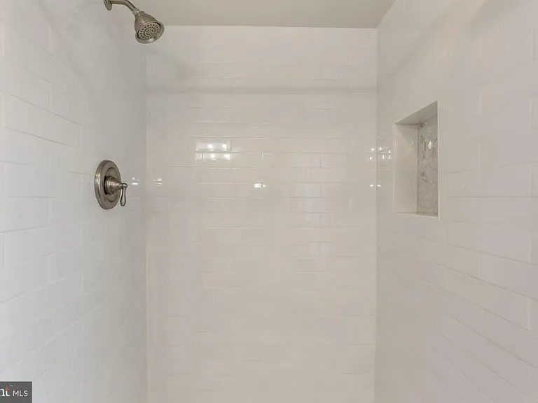 1454 McLean Mews Ct — Photo 17