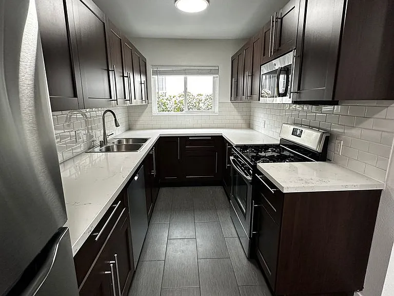 8843 Alcott St — Photo 8
