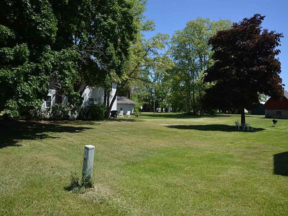 3rd image of 0 Cedar St