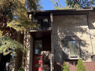 9202 Three Oaks Dr, Silver Spring, MD 20901