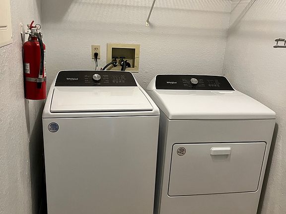 3rd image of 2550 N Alafaya Trl APT 7206