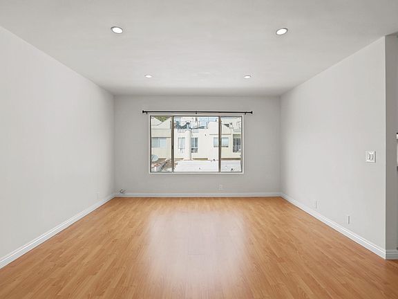 5th image of 617 N Sweetzer Ave #5