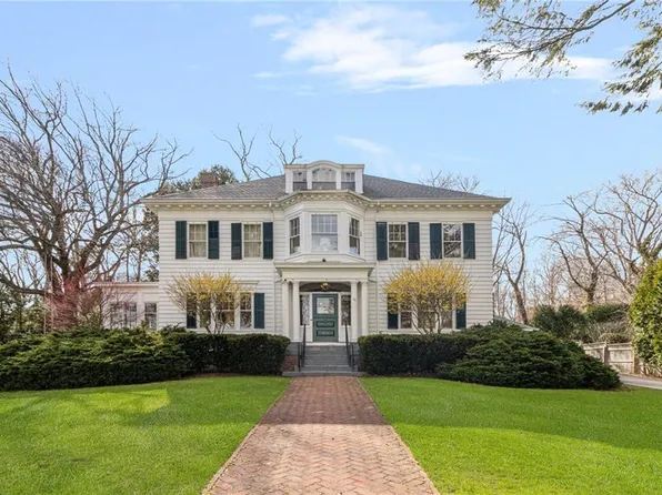 291 Spencer Ave, Warwick, RI 02818