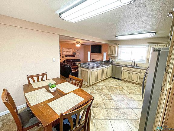 3rd image of 2525 N Charlcia Blvd