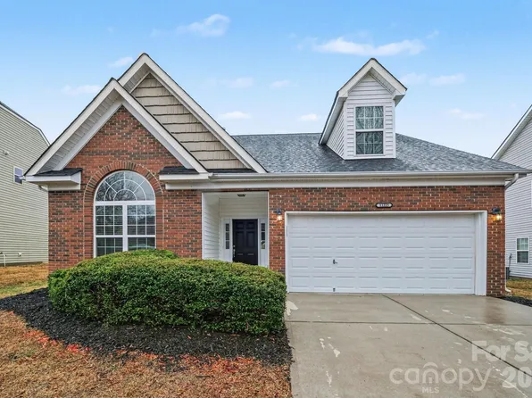 11225 Amherst Glen Dr, Charlotte, NC 28213