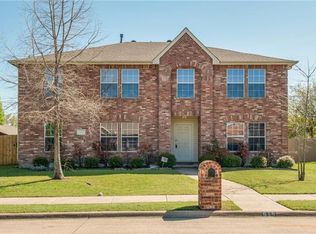 616 Stellaway Dr, Desoto, TX 75115