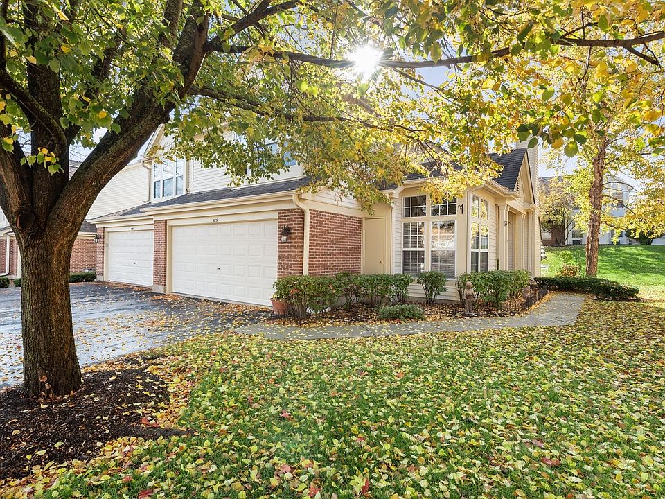 1st image of 525 Peachtree Ct