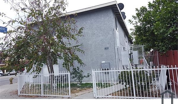 1st image of 1400 W 37th Pl APT 1