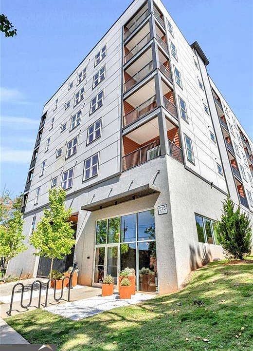 1st image of 525 Parkway Dr NE #313