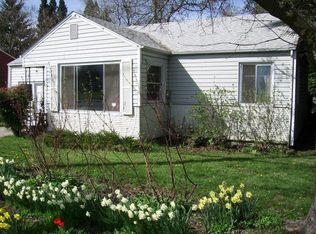 378 W Stewart Ave, Medford, OR