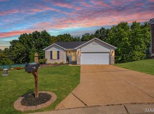 4 Caleb Cir, Arnold, MO 63010