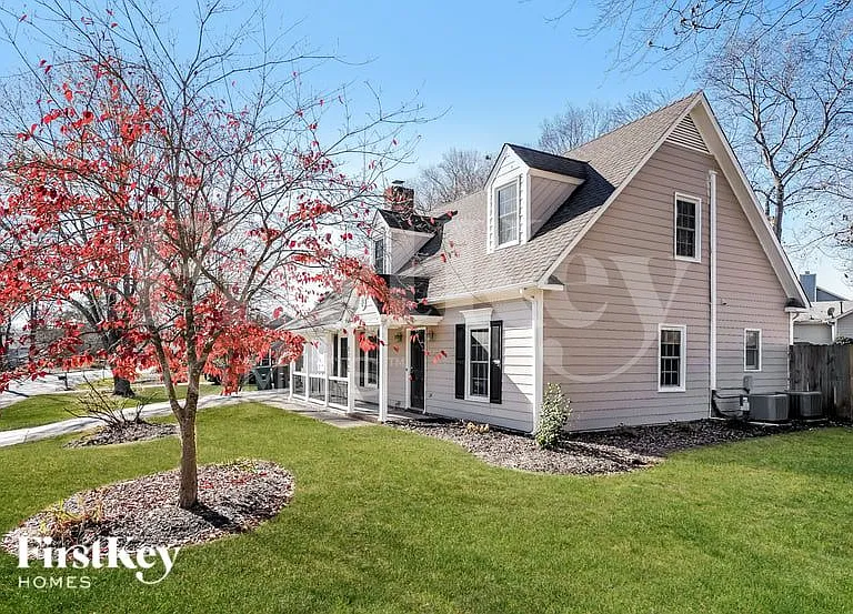 6700 River Hills Dr — Photo 2