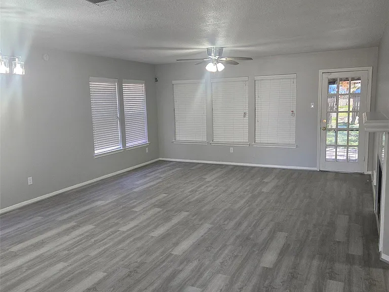 12911 Careywood Dr — Photo 4