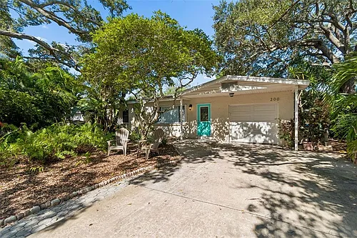 200 Evelyn Ave Photo 1