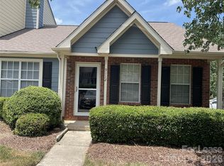 9112 Four Mile Creek Rd, Charlotte, NC 28277