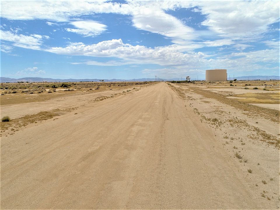 1st image of 01 E Avenue G