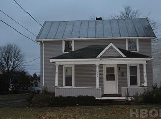 215 N 4th St, Upper Sandusky, OH 43351