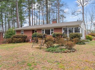 721 Lakeside Dr, Sanford, NC 27330