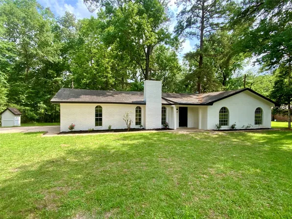 296 Kings Row, Livingston, TX 77351