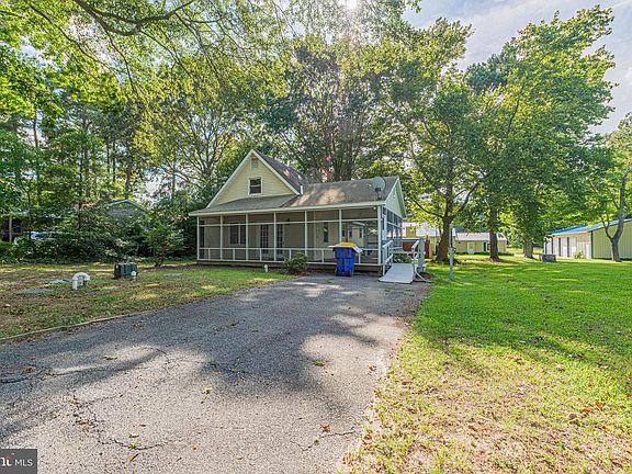 2nd image of 32216 Tranquility Ln