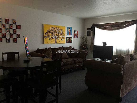 5th image of 1004 Marion Dr