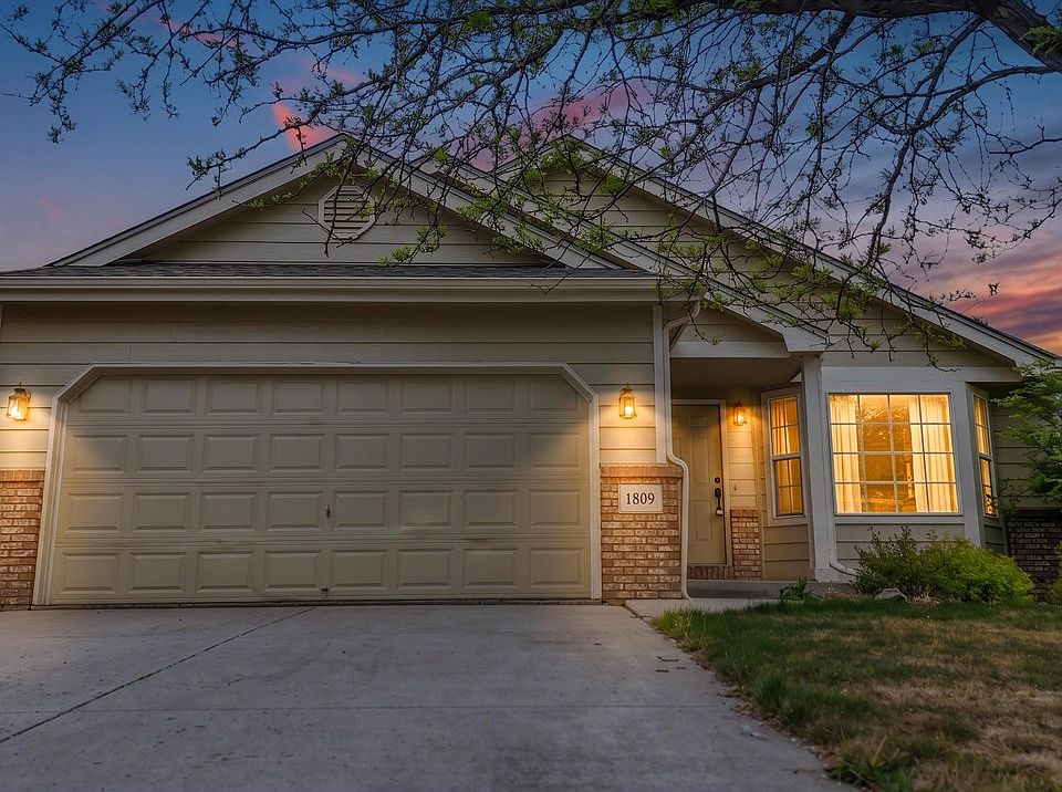1st image of 1809 Moonstone Cir