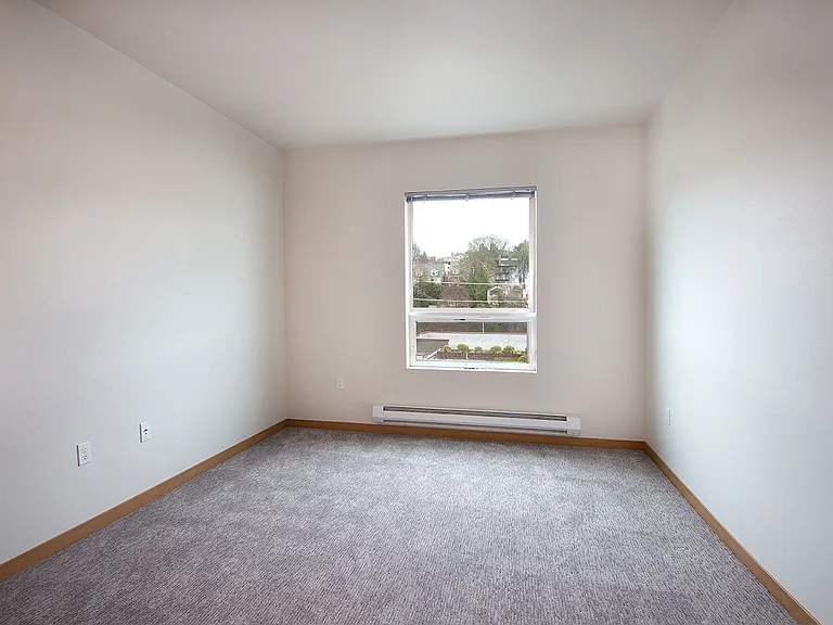 Slate Apartments — Photo 25