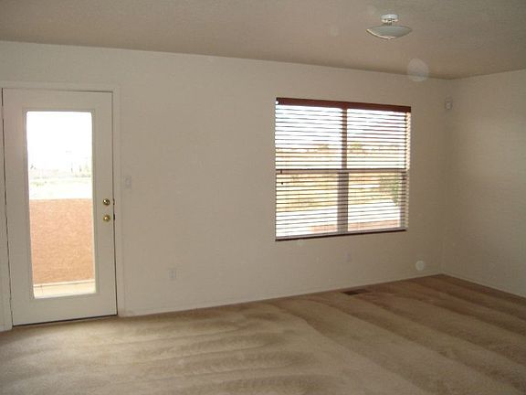 Large 2nd Living Area/Loft