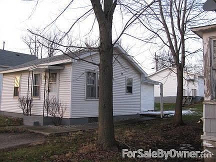 2nd image of 128 E Ohio St