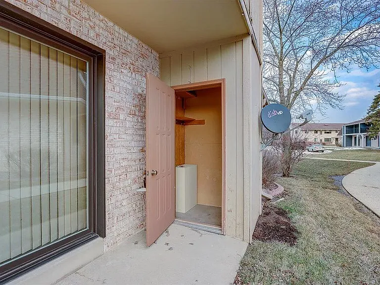3215 W Mangold Ave #C — Photo 24