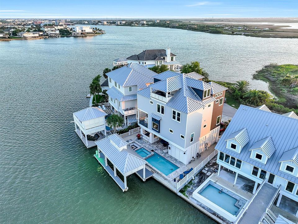 1st image of 3430 Treasure Cir