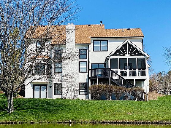 2nd image of 1024 Arcaro Dr