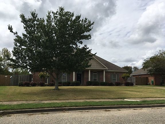3rd image of 8240 Lochwood Dr