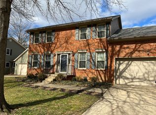 929 Woodglen Ct, Lexington, KY 40515