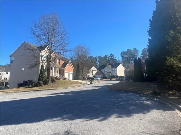 802 Bishops Run Ln, Mableton, GA 30126