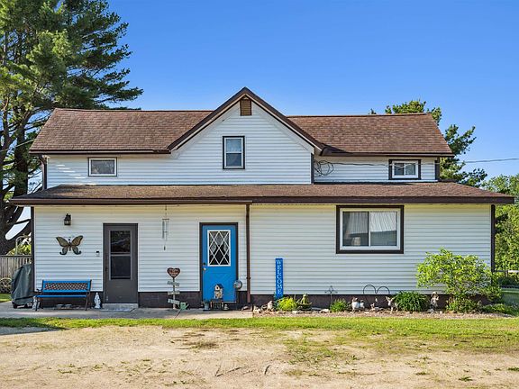 2nd image of 4063 Alberta Rd