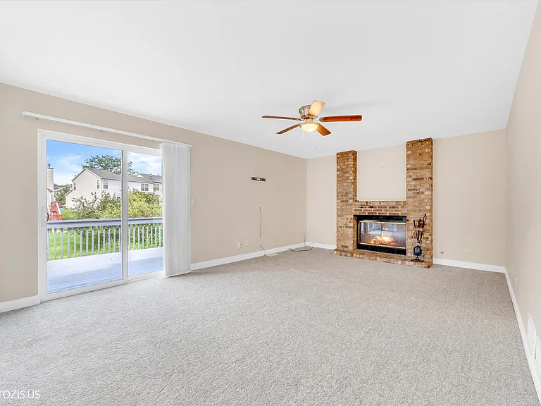 1906 Armwood Ln — Photo 17