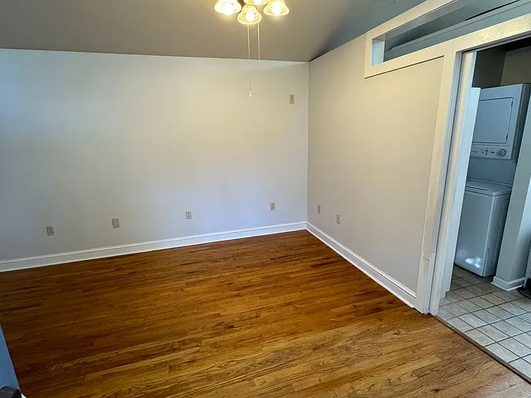 3275 Ivanhoe St — Photo 3