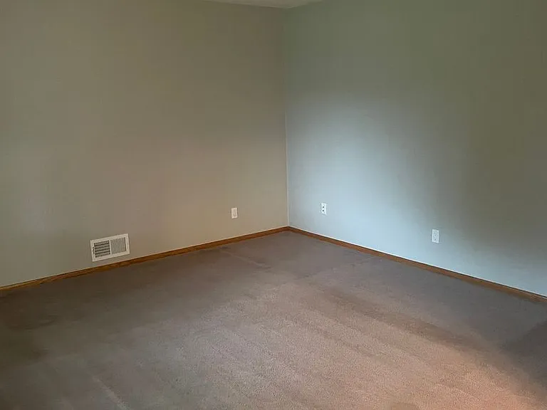 3640 Edward St NE — Photo 8