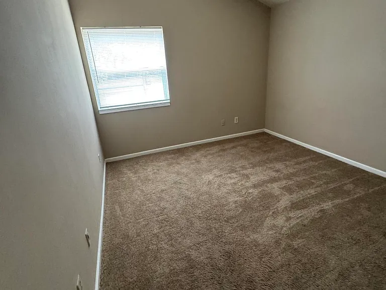4751 San Jose Manor Dr W #1 — Photo 11