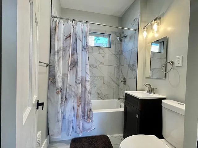 3 bed, 1300 sqft, $2,250 — Photo 4