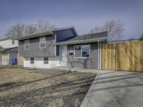 1444 Park Ln, Ford Heights, IL 60411